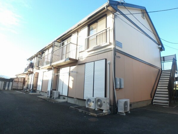 カーサヴェルディの物件外観写真